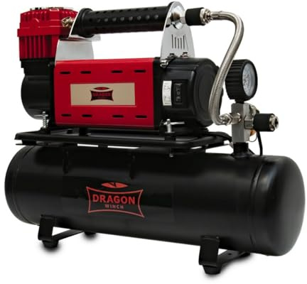 Dragon Winch Compressore Aria con Serbatoio 12V 10.3 BAR 150 PSI | Pompa Portatile Professionale con Manometro & Kit di Ugelli | Ideale per Auto, Moto, 4x4 e utensili pneumatici