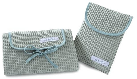 Mi bollito – Set de 2 unidades, cambiador de bebé impermeable más bolsa pañalera para toallitas y pañales. Fabricado íntegramente en España. (Verde mint)