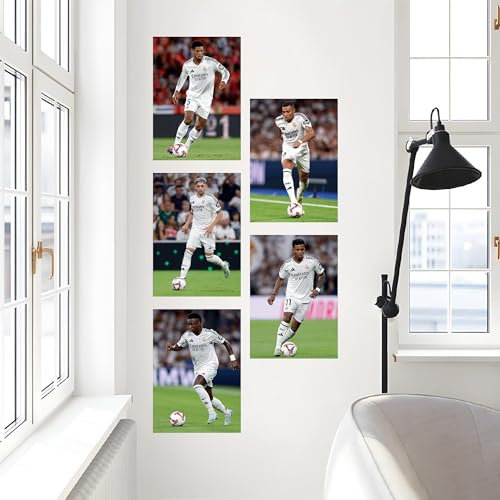 Licensed Decor Real Madrid Wallart Vinyl-Wandbild, A2, Attacking 5 Action, 59 cm (H) x 42 cm (B)