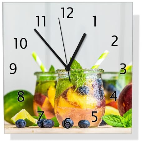 Wallario Design-Wanduhr Erfrischender Eistee mit Pfirsichen und Blaubeeren aus Glas, Motiv-Uhr Größe 30 x 30 cm, Schwarze Zeiger