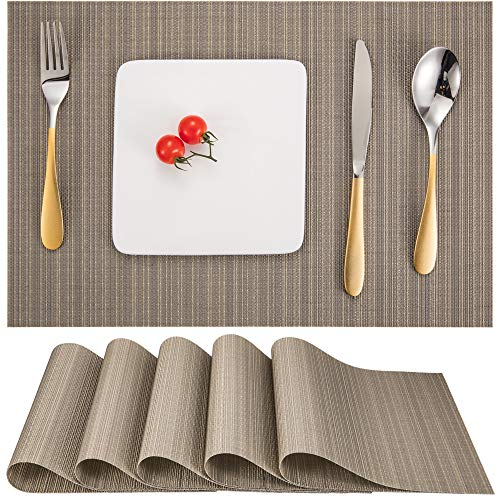 Myir JUN Tischsets Abwaschbar 6er Set,Gewebte Platzdeckchen Abwaschbar rutschfest Abgrifffeste Hitzebeständig,Vinyl Platzsets für küche Speisetisch Hotel,Platz-Matten 30x43.5cm (Silber Gold)