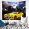 Rennsportwagen Wandbehang Jugendliche Cool Extremsportarten Gelb Wagen Tapisserie Modern Stadt Gebäude Wandteppich 130x150cm für Kinder Erwachsene Automobil Stil Wandkunst Zimmerdekoration