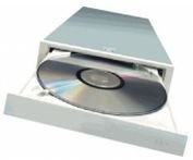 IBM 24 x 10 x 40 internes IDE-CD-RW-Laufwerk (weiß)