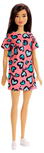 Barbie GHW46 - Chic Puppe (brünett) im pinken Kleid mit blauem Herzaufdruck und Schuhen, ab 3 Jahren