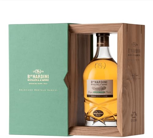 NARDINI Grappa Riserva Single Cask 22 Jahre - Selezione Bortolo 45% vol. - luxuriöser Grappa mit zartem Profil und blumigem Duft, mindestens 22 Jahre in slawonischen Eichenfässern gereift (1 x 0,7l)
