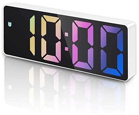 Criacr Digitaler Wecker, Wecker Digital mit Bunt Zahlen Display, LED Tragbarer Wecker mit Temperaturanzeige, Snooze, Sprachsteuerung Funktion, 3 Einstellbare Helligkeit, Datum, 12/24 Stunden