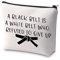 Martial Arts Taekwondo Karate Geschenke Jiu Jitsu Geschenk A Black Belt Is A White Belt Who Refused To Give Up Kosmetiktasche Schwarz