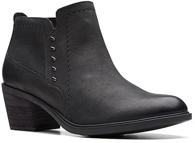 Clarks Unisex Neva LoSneaker