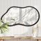 AAZZKANG Großer unregelmäßiger Wandspiegel 65x40cm Schwarz Asymmetrische Wandspiegel Moderner Holzrahmen Spiegel für Badezimmer Schlafzimmer Wohnzimmer Eingang