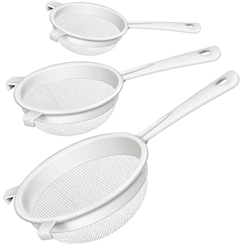 Syzplnwy 3-Piece Strainer Set – Fine Mesh Strainer with Handle, Plastic Colander & Flour Sifter for Baking, Tea, Kefir – Small/Medium/Large Sieve & Kitchen Colander (3”, 5”, 7”)