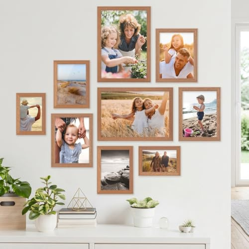 PHOTOLINI Bilderrahmen-Set Holz Eiche-Optik Landhaus-Stil, 9er Set Holz-Rahmen, Made in Germany, Echtglas, zum Aufhängen, mit Zubehör - perfekt für Familienfotos & Urlaubsbilder