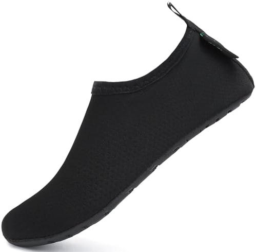 SAGUARO Badeschuhe Herren Wasserschuhe Schwimmschuhe Licht Weich Strandschuhe Schnelltrocknend Aquaschuhe Surfschuhe Pantoffeln Unheimlich schwarz Gr.42/43