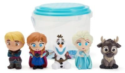 Disney Store Official Frozen Bath Toy Set, 5 Bath Figures & Bucket | Includes Elsa, Anna, Olaf, Kristoff and Sven with bucket and straining lid for bath and paddling pool play. 6m+