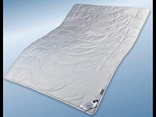 WINTER WONDERLAND Garanta Kamelhaardecke Duo Leichtsteppbett 135x200 cm