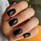 24 Pièces French Press on Nails Courts Faux Ongles Court Pur Appuyez sur les couleur unie des ongles Collez sur les ongles pour les femmes et les filles (noir)