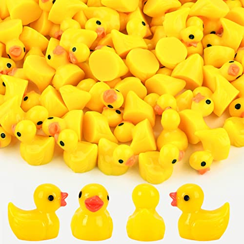 Gukasxi 100 pcs Yellow Tiny Ducks Mini Resin Ducks Miniature Duck Figures, Figurines Garden Ducks, for Craft, Garden, Aquarium, Home Decorations
