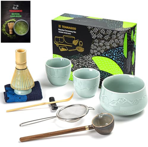 TEANAGOO Matcha-Set Matcha-Schneebesen Matcha-Schüssel mit Wasserkelle (Hishaku) Matcha-Schneebesenhalter Teezubereitungsset.Tee-Set (7 Stück) + 2 Tassen (5,6 oz) + 1 Löffel, S26, Seladon-Blau