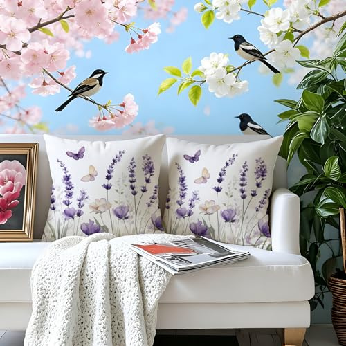 Gnoxaris Outdoor Kissenbezug Wasserfest Outdoor Kissen Wetterfest Dekorative Gartenkissen 45x45 cm Lavendel und Schmetterlinge Wasserdicht Kissenbezüge 2er Set für Garten Sofa Wohnzimmer Bett