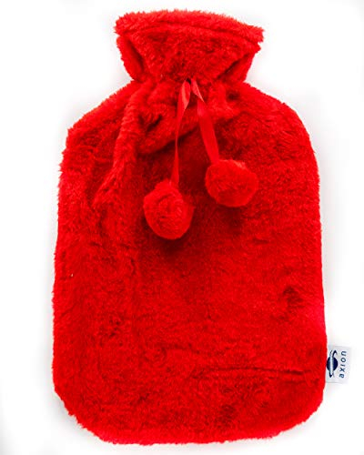 axion - flauschige Wärmflasche mit Bezug - in rotem Plüsch mit Pompons