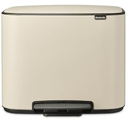 Brabantia - Bo Treiteimer 3x11L - Großer Abfalleimer für die Küche - Sanft Schließender Deckel - 3 Fächer Mülleimer mit Entnehmbarem Inneneimer - Inklusive Müllbeutel - Soft Beige - 54 x 37 x 44 cm