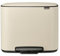 Brabantia - Bo Treiteimer 3x11L - Großer Abfalleimer für die Küche - Sanft Schließender Deckel - 3 Fächer Mülleimer mit Entnehmbarem Inneneimer - Inklusive Müllbeutel - Soft Beige - 54 x 37 x 44 cm