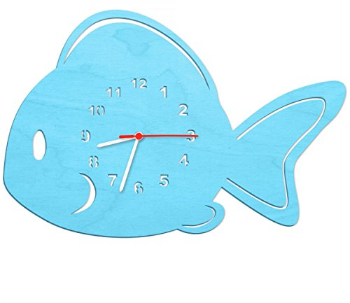 GRAVURZEILE Kinder Wanduhr aus Holz im Fisch Design für Mädchen & Jungen Kein Ticken Lautloses Uhrwerk 30 cm Groß in 5 Farben erhältlich Made in Germany Farbe Baby Blau