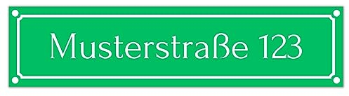 Straßenschild personalisiert 50cm x 12cm hergestellt aus robustem PVC stoß- und kratzfestes Schild in verschiedenen Farben Hausnummer Schild mit UV-Schutz (Grün)