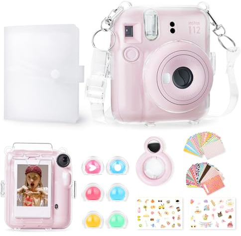 Rieibi Zubehör für Fujifilm Instax Mini 12, Geschenkpaket enthält transparente Instax Mini 12 Hülle mit Gurt, Mini-Fotoalbum, Selfie-Spiegel, DIY-Aufkleber, Farbfilter (ohne Kamera) – Rosa
