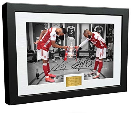 12x8 A4 Signed2020 FA CUP HANDSHAKE Alexandre Lacazette Pierre-Emerick Aubameyang Arsenal FC Autographed Photo Photograph Picture Frame Football Soccer Poster Gift