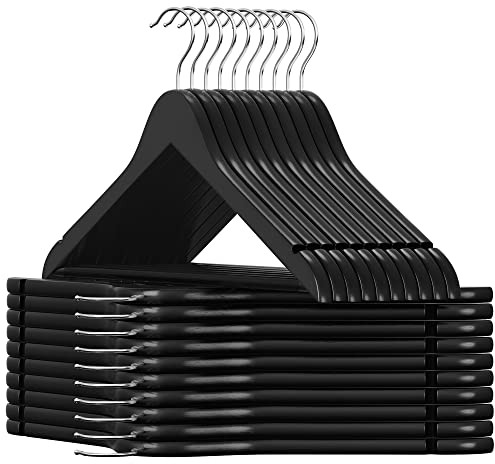SONGMICS Percha de Madera Maciza, Juego de 20, con Ranuras para Hombros, Barra Antideslizante para Pantalones, Gancho Giratorio de 360°, para Trajes, Camisas, Abrigos, Negro y Plata CRW02B-20
