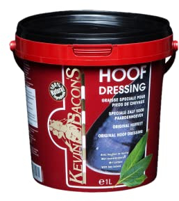 Kevin Bacon’s Hoof Dressing | 1 l | Lorbeersalbe zum Schutz und Unterhalt der Pferdehufe | Hufpflege bei Pferden | 100% natürlich | Zum Schutz des Horns vor Flüssigkeit