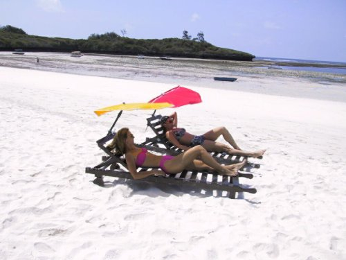 Hollysun® Beachway-Fächer-Sonnenschirm - gelb + ALU-Multibodenhalter + Exklusivbezug Polyester 160 g /m² -ZANGENBERG-HUSUM + Tisch-Stuhl-Balkonklammer 59 SC mit Gummischutzkappen + Windtampen - INNOVATIONEN MADE in GERMANY - HOLLY PRODUKTE STABIELO ® - holly-sunshade ®