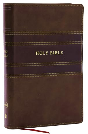 NKJV Personal Size Large Print Bible with 43,000 Cross References, Brown Leathersoft, Red Letter, Comfort Print: New King James Version, Brown, ... Cross References, Red Letter, Comfort Print
