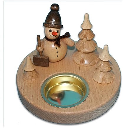 Holzwaren Egermann Leuchter aus Holz - Teelichthalter in Naturfarben mit süßem Schneemanndesign - Motiv: mit Schneeschieber - Durchmesser: ca. 11 cm - Made in Germany