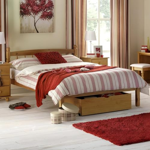 Julian Bowen Pickwick Bed, Pine, Double | Traditional Bed Frame, 135cm/4ft6, No Box Spring Needed, Durable Solid Wood Construction