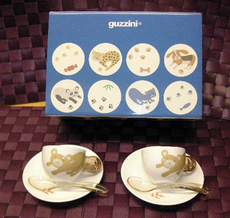 Fratelli Guzzini Spa, Set di tazzine da caffè con cucchiaino, 2 pz.