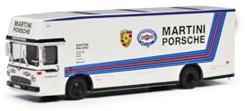 Schuco 1:64 MB Renntransporter Porsche Martini Weiß - Hochwertiges Diecast Modellauto im Maßstab 1:64, Modellauto, 1:64, Auto, Sammlermodell