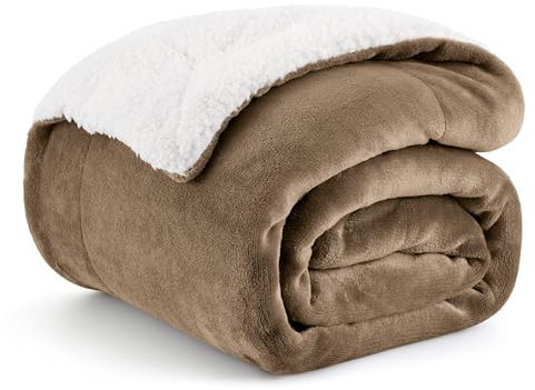 Bedsure Sherpa Fleece Throw Blanket - Thick and Warm, Fluffy Microfiber & Solid Soft Blankets for Bed and Couch Throw/Single Size, Camel, 130x150cm