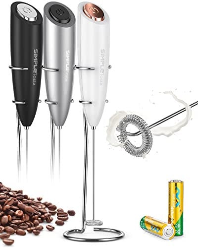 SIMPLETASTE Espumador de leche de mano, funciona con pilas, mezclador de bebidas con batidor de acero inoxidable y soporte para capuchino, café a prueba de balas, café con leche