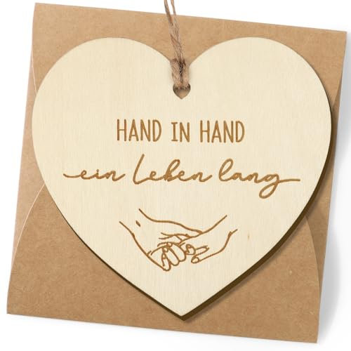 BETESSIN Hochzeitskarte Holz - Hand in Hand ein Leben lang - Herzförmige Karte zur Hochzeit - Glückwunschkarte mit Umschlag - Gutschein Verpackung Hochzeitstag - Hochzeitsgeschenke für Brautpaar