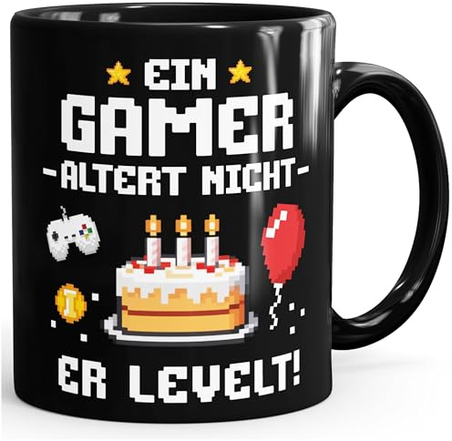 MoonWorks® Kaffee-Tasse Ein Gamer altert nicht Geschenkidee Nerd | Lustige Geburtstags-Tasse für Zocker Schwarz standard
