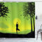 ABAKUHAUS Natur Duschvorhang, Sonnenuntergang Himmel im Wald, Stoffliches Gewebe Badezimmerdekorationsset mit Haken, 175 x 180 cm, Schwarz Grün Gelb