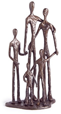 DANYA B. Home Shelf Décor (ZD11021) - Escultura de Bronce de Metal Fundido en Arena, Familia de Cinco Personas, Forrada con Terciopelo