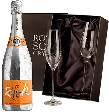 Veuve Clicquot Rich Champagne with 2 Royal Scot Diamante Flutes 75cl 12% abv