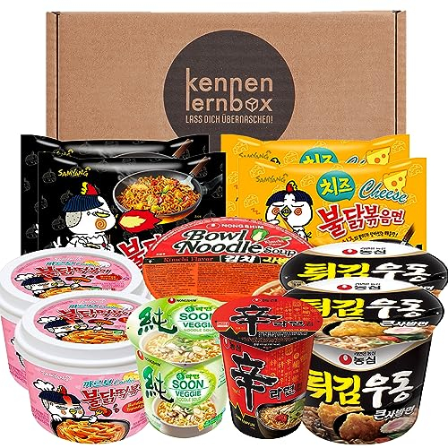 Koreanische Ramen Mix | Kennenlernbox mit 9 Koreanischen Instantnudeln und 2 Hot Chicken Topokki Mischung zum probieren