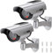 E-HORDE Kamera Attrappe mit Blinkendem LED, Solar Betriebene Simulierte Dummy Surveillance Sicherheit Kamera,Wasserdicht CCTV Dummy Überwachungskamera für den Innen-und Außenbereich (Silber-2)