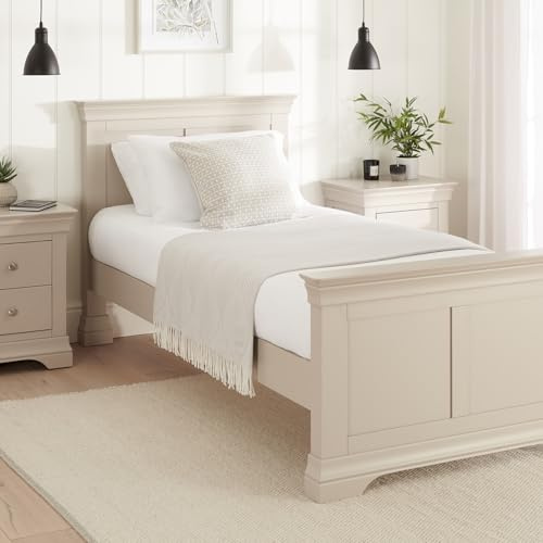 Wilmslow Dove Grey Painted 3ft Single Size Panel Bed | Solid Wood Bed Frame with Slatted Base | Modern Rustic Bedroom Furniture | Compact Bed for Kids, Guest Rooms & Small Spaces