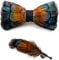 JEMYGINS Handgemacht Feder Fliege Mit Geschenkbox Set für Herren, Peacock Blau/Orange, M