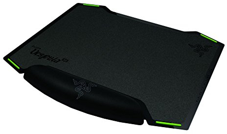 Razer RZ02-00320100-R3M1 Vespula Tappetino per Mouse con 2 Lati, Nero