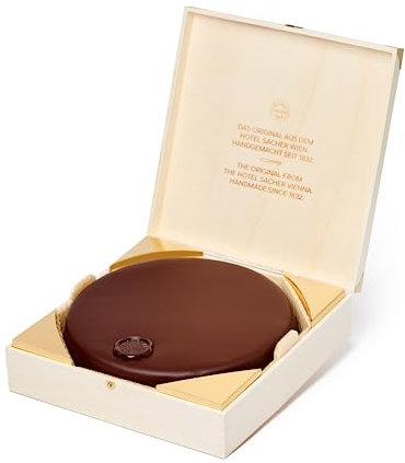 Original Sacher-Torte Medium | 19 cm Durchmesser | 9 Portionen | Schokoladentorte mit Aprikosenmarmelade | 2 Marmeladenschichten | Süßes Meisterwerk